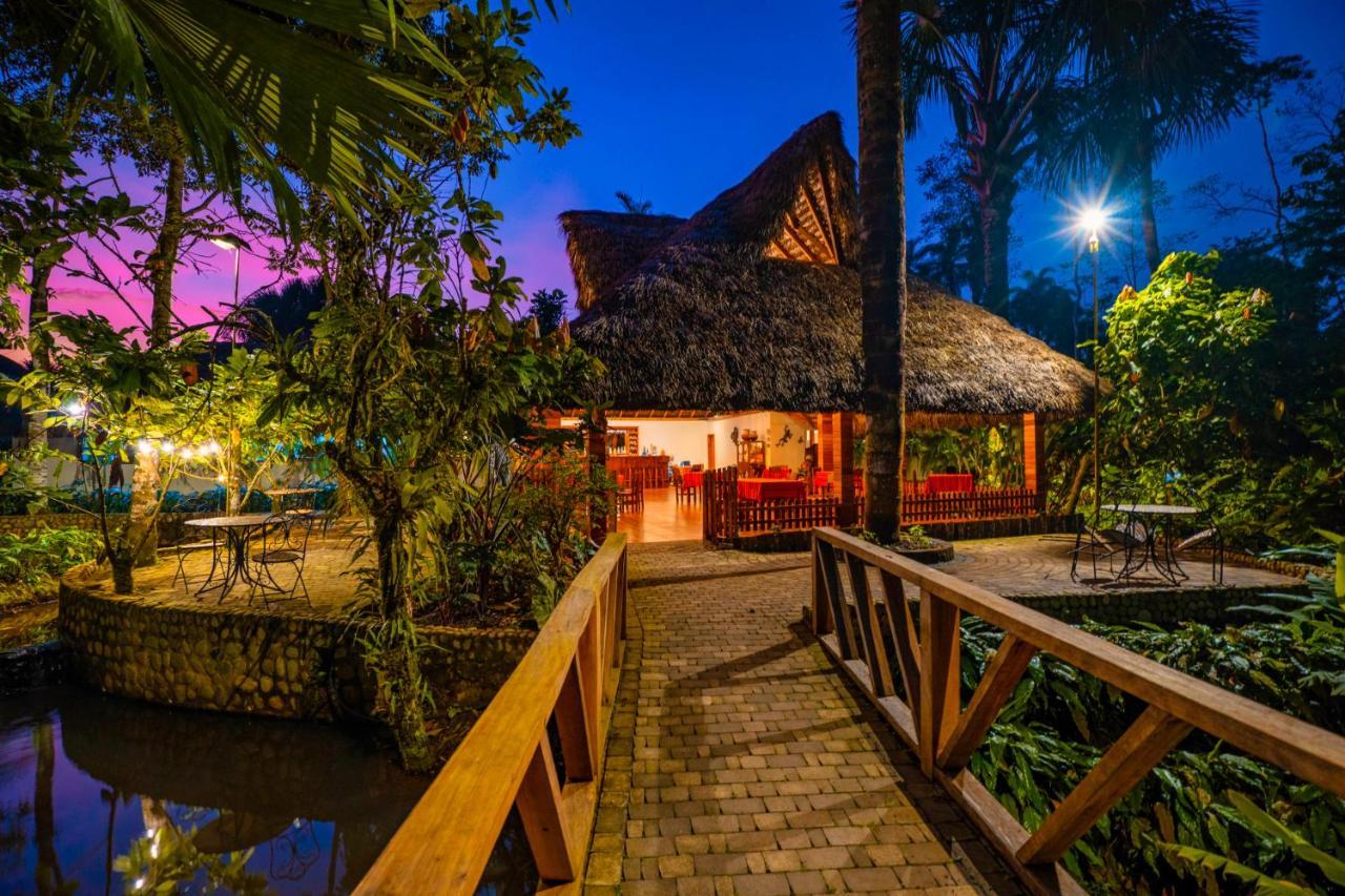 El Jardin Lodge & Spa Puerto Misahuallí エクステリア 写真