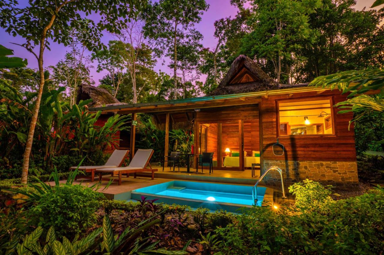 El Jardin Lodge & Spa Puerto Misahuallí エクステリア 写真