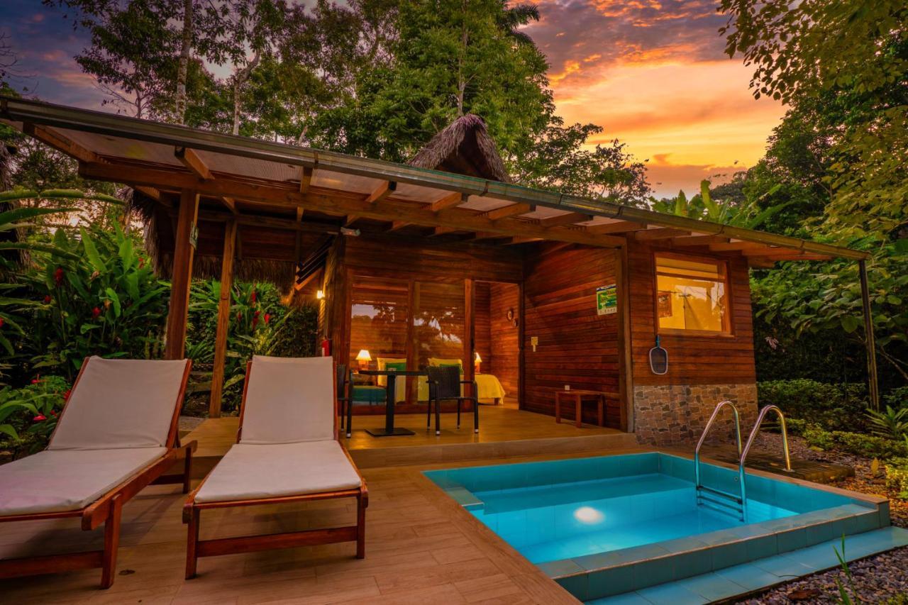 El Jardin Lodge & Spa Puerto Misahuallí エクステリア 写真