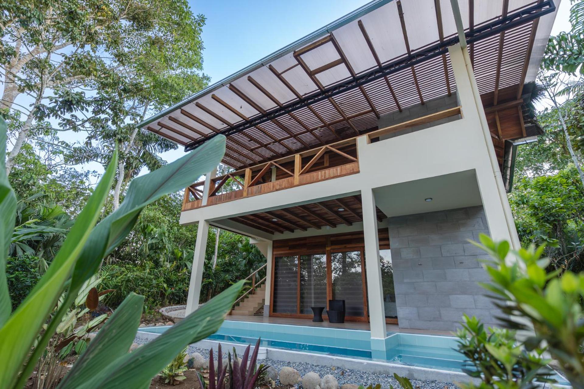 El Jardin Lodge & Spa Puerto Misahuallí エクステリア 写真