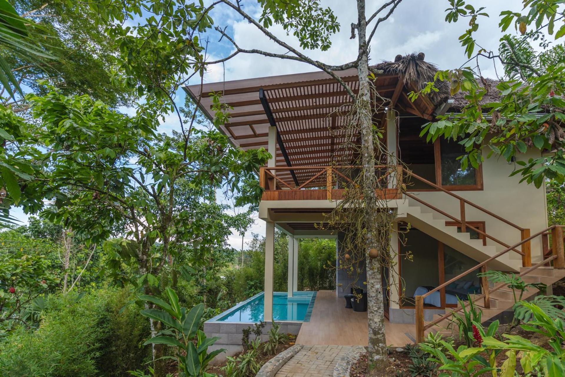 El Jardin Lodge & Spa Puerto Misahuallí エクステリア 写真