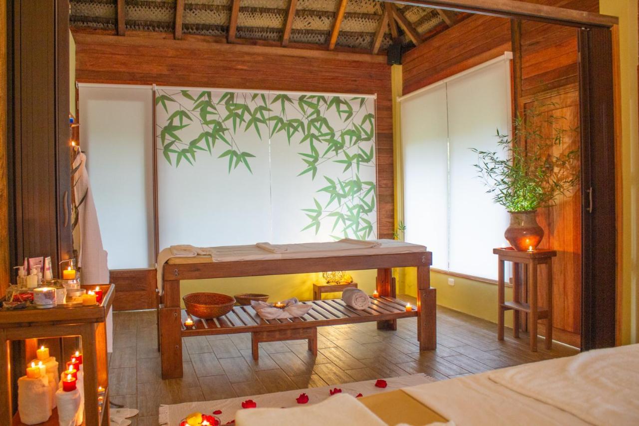 El Jardin Lodge & Spa Puerto Misahuallí エクステリア 写真
