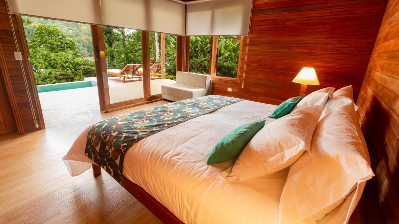 El Jardin Lodge & Spa Puerto Misahuallí エクステリア 写真